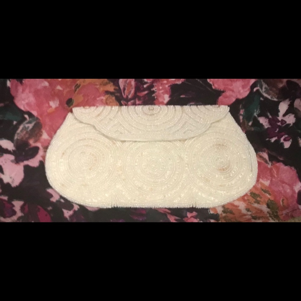 40's/50's Vintage Beaded Purse; Mirror; Makeup Bag - Picture 5 of 8